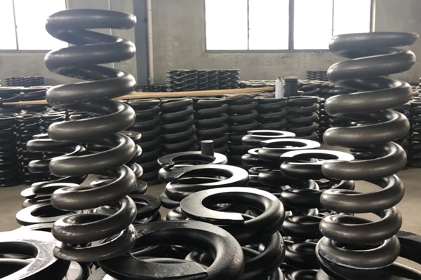 Indonesian customer Export a wave of CAT320 track coil springs​.