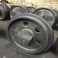 Hitachi EX70 excavator idler 4658418