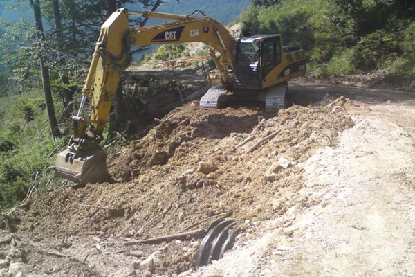  Excavator correct operation (3): What should you pay attention to in vertical digging?